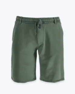 BERMUDAS HOMEWARD