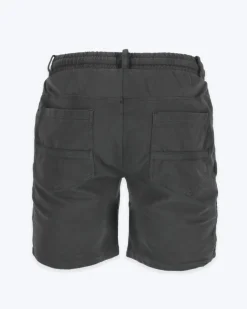 BERMUDAS HOMEWARD
