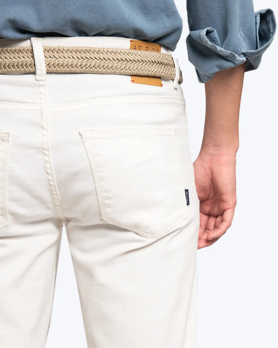 PANTALÓN DE 5 BOLSILLOS AT.P.CO